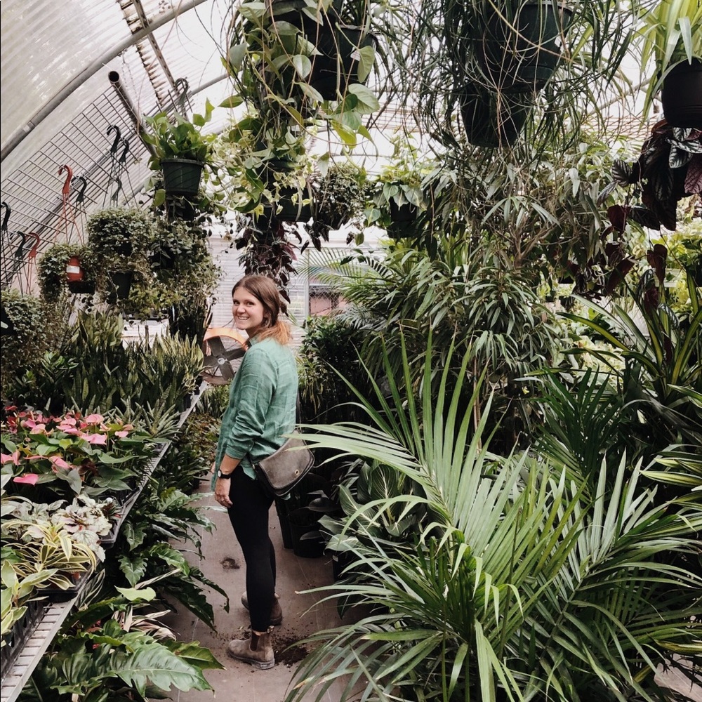 Meet your Posher, Meagan